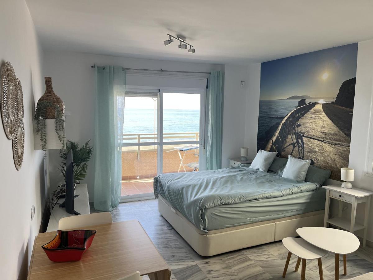 Studio 2 Sea Front Рінкон-де-ла-Вікторія Екстер'єр фото